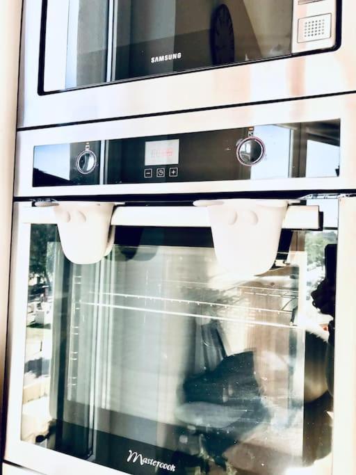 Nowoczesny Apartament Na Pradze Warschau Exterior foto