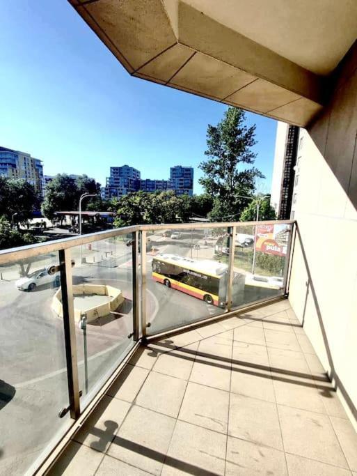 Nowoczesny Apartament Na Pradze Warschau Exterior foto